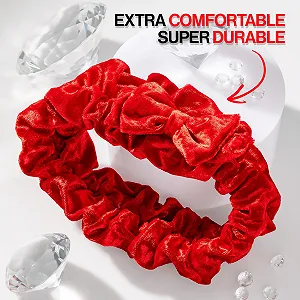 Повязка на голову Wet n Wild Marilyn Monroe Icon Однотонный Красный цена на synthetic.ua - Фото 1 Повязка на голову Wet n Wild Marilyn Monroe Icon Однотонный Красный synthetic.ua - Фото 1