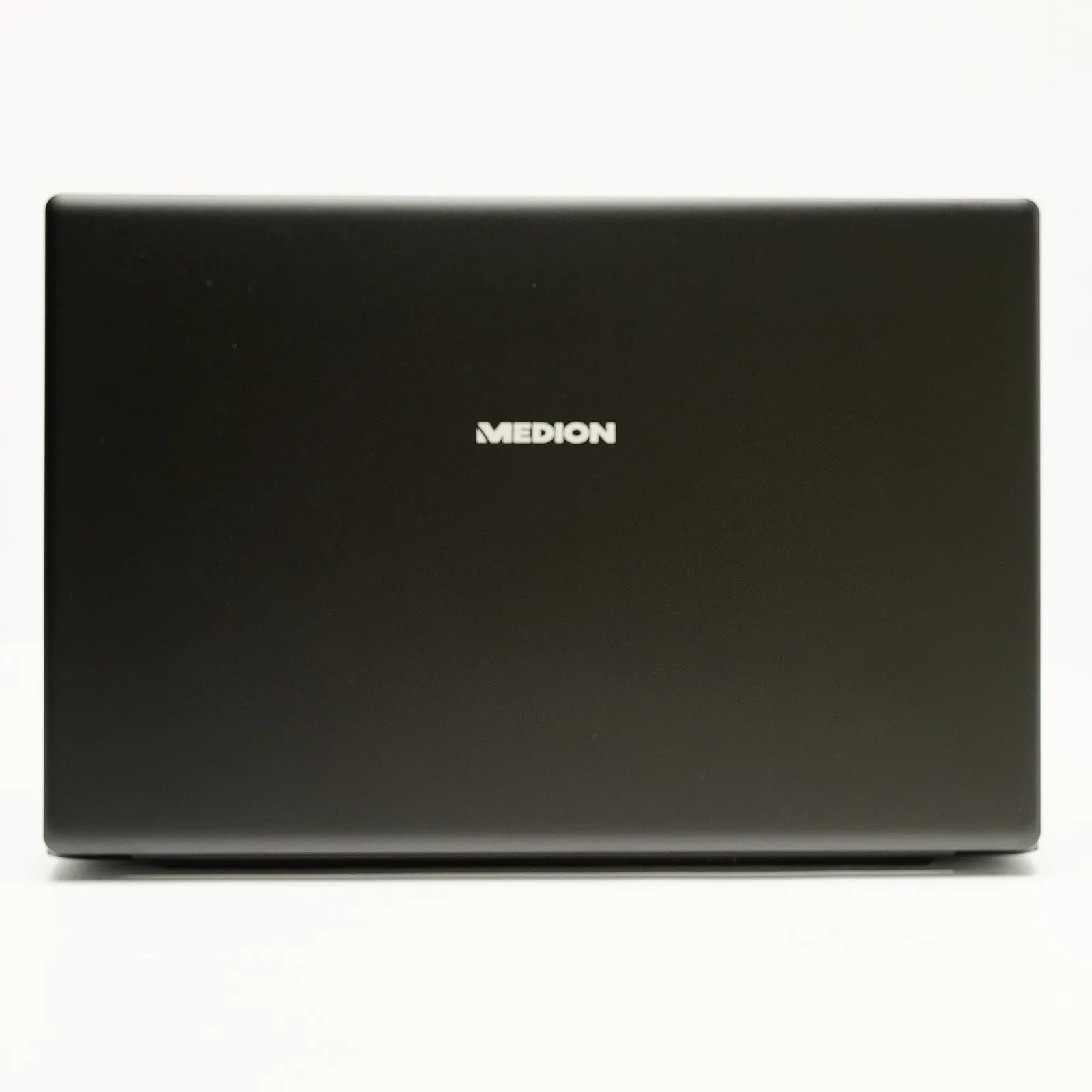 Ноутбук 14" Medion (Lenovo Group) Akoya E4251 | Чотириядерний Intel | RAM DDR4 8 ГБ | SSD 128 ГБ | Intel Graphics | Металевий корпус | Ультрабук | AKБ до 8 годин | Win10 (5103), фото №7