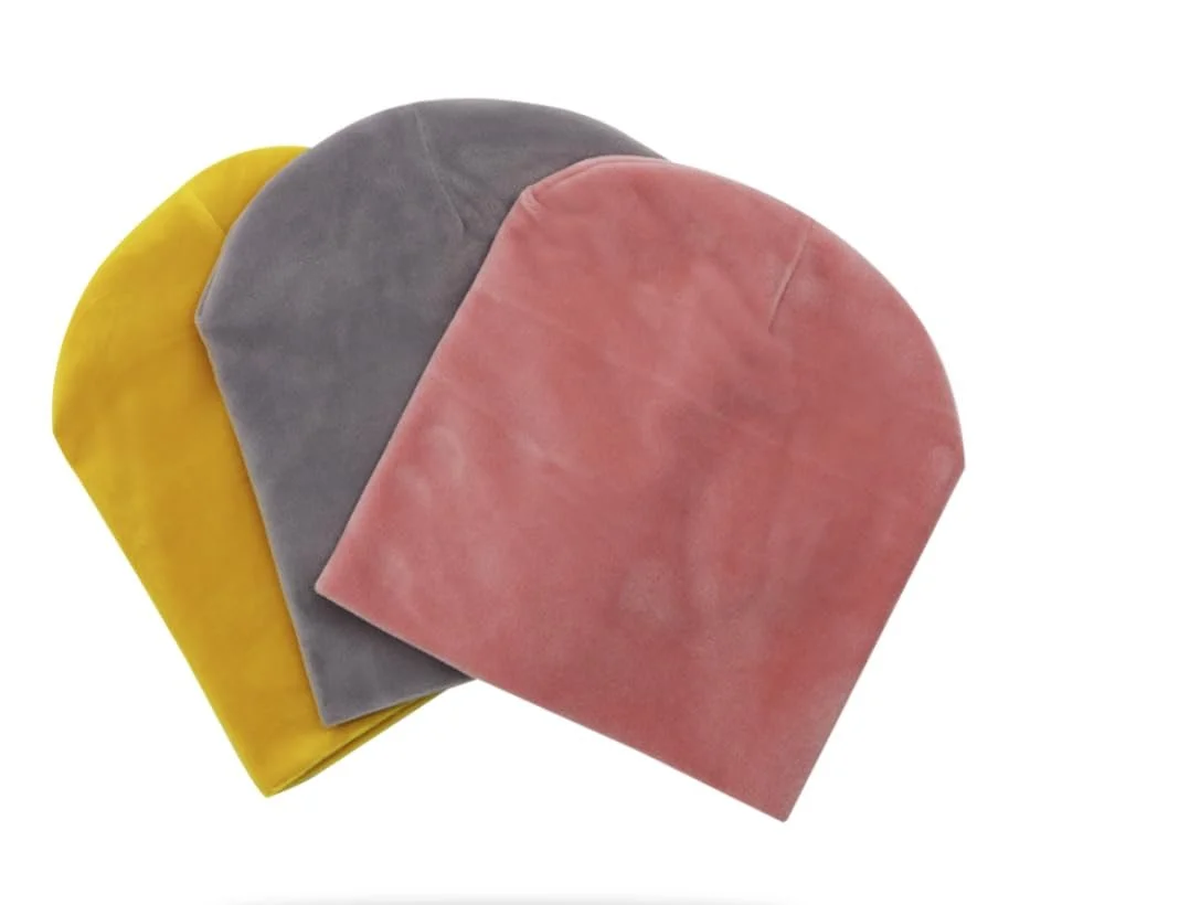 Дитяча Надзвичайно М'яка Велюрова Шапка-Біні, фото №1 Дитяча Надзвичайно М'яка Велюрова Шапка-Біні, фото №1