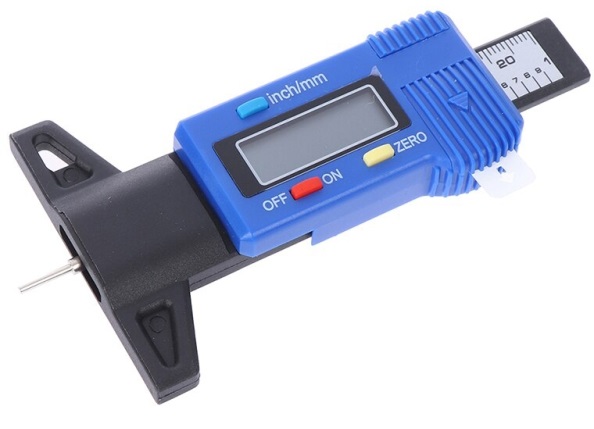 Цифровой измеритель глубины протектора шин Icar Pro с LED-дисплеем 050784, фото №1