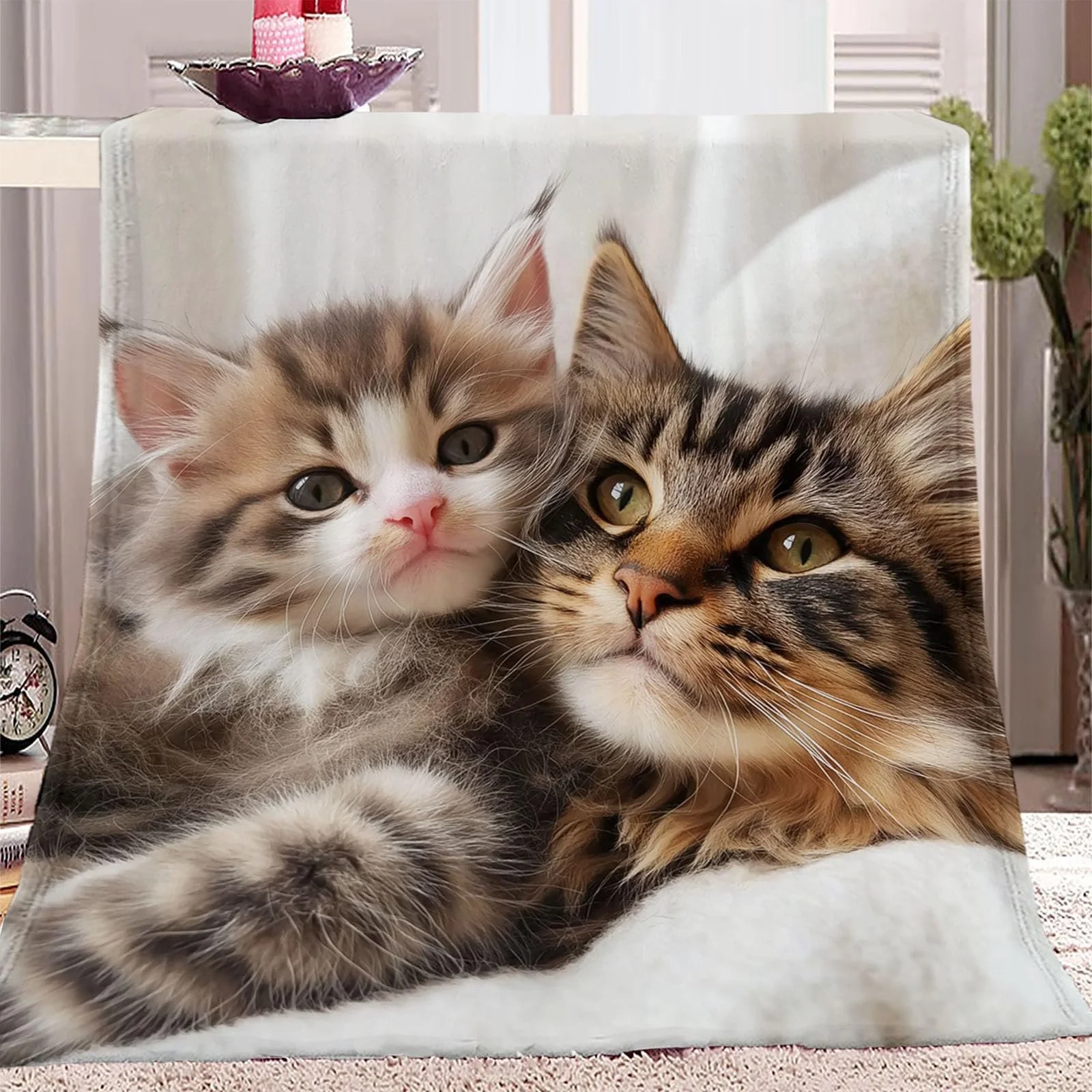 Покривало з милим кошеням 130 x 150 см М'яка тепла флісова Покривало для зими Різнокольорові різдвяні прикраси, фото №1 Покривало з милим кошеням 130 x 150 см М'яка тепла флісова Покривало для зими Різнокольорові різдвяні прикраси, фото №1