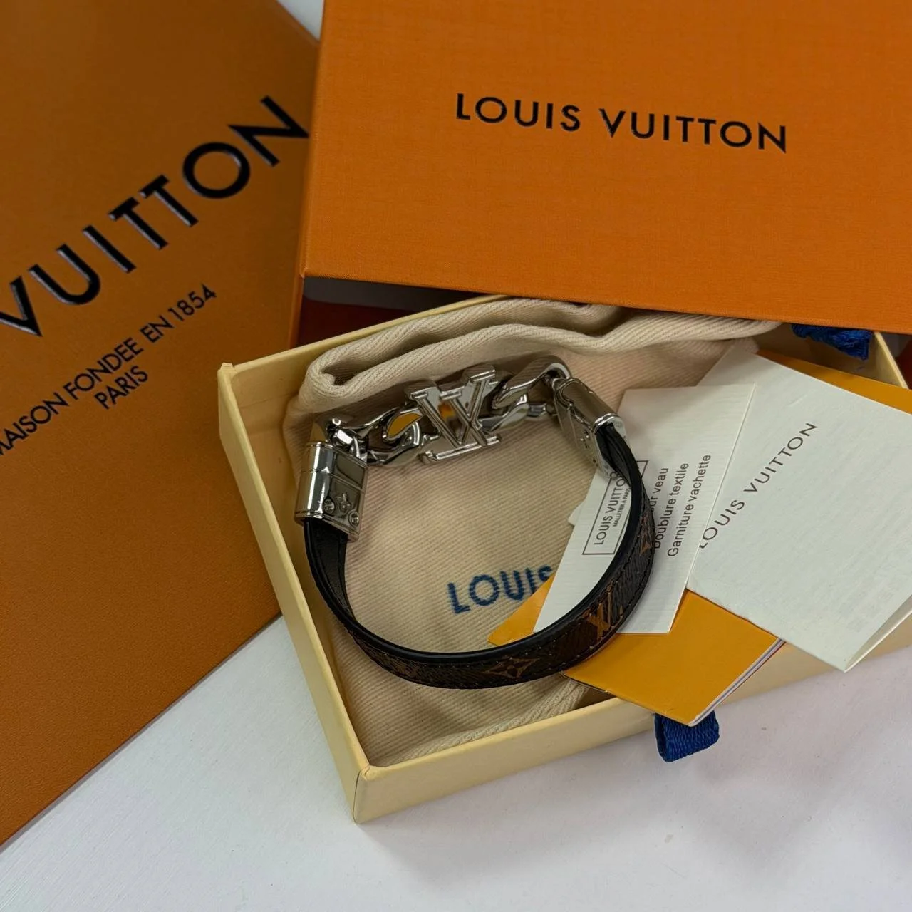 Чоловічий браслет Louis Vuitton Monogram Brown, фото №3 Чоловічий браслет Louis Vuitton Monogram Brown, фото №3
