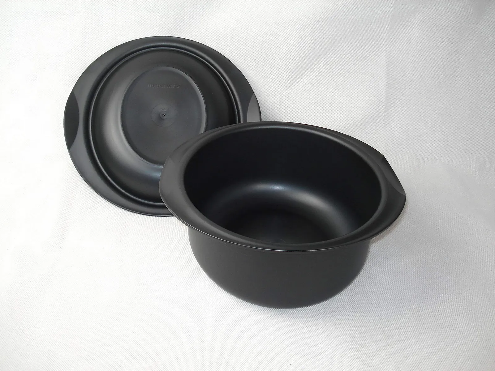 Кастрюля Tupperware UltraPro 8197 круглая 5,0 л черная, фото №5 Кастрюля Tupperware UltraPro 8197 круглая 5,0 л черная, фото №5