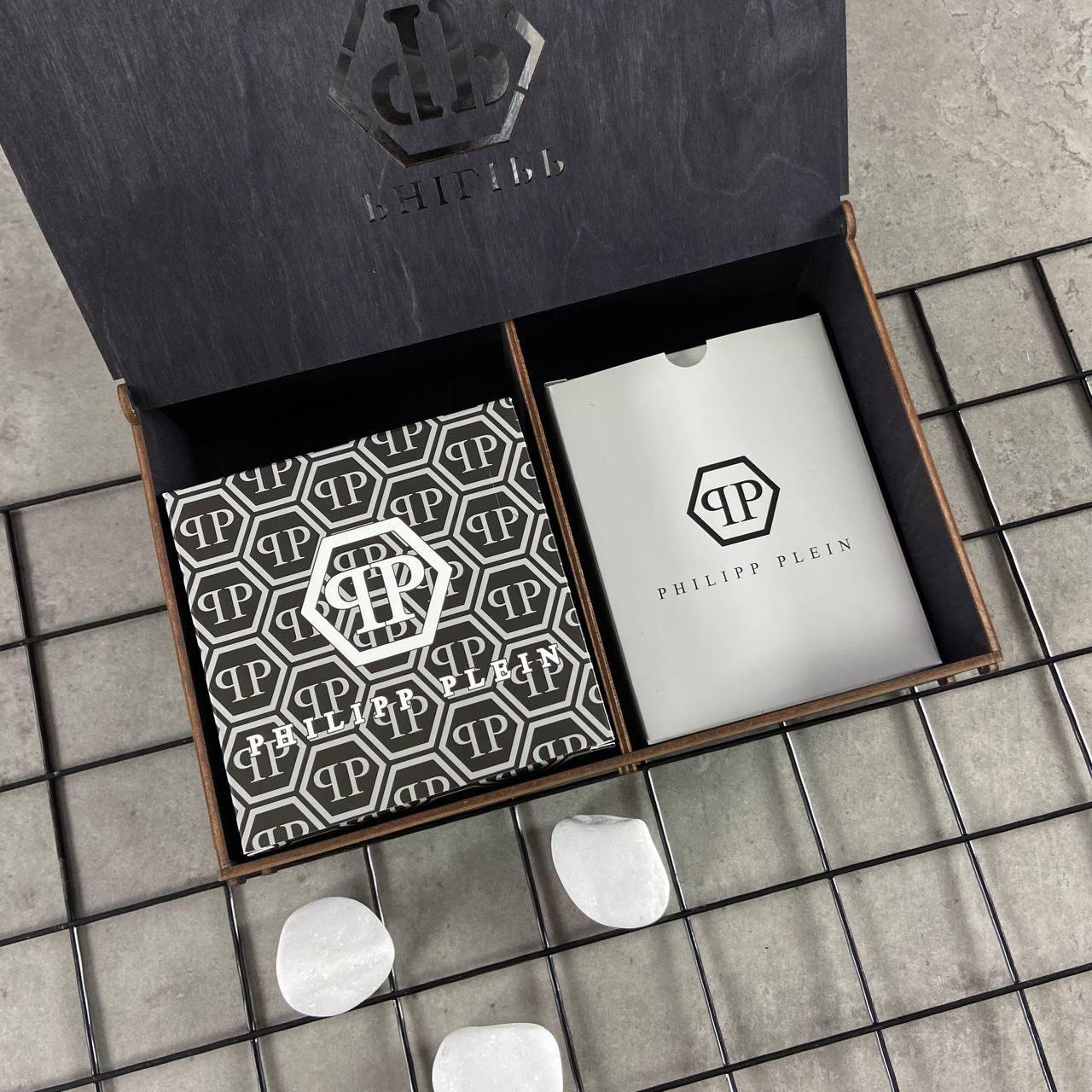 Оригінальний подарунок для чоловіка набір ремінь і гаманець із шкіри брендовий Philipp Plein, фото №6 Оригінальний подарунок для чоловіка набір ремінь і гаманець із шкіри брендовий Philipp Plein, фото №6