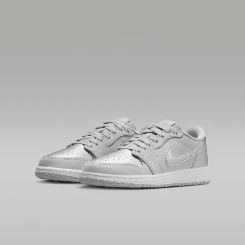 Кроссовки NIKE AIR 1 RETRO LOW OG (GS) Размер 38.5, фото №1