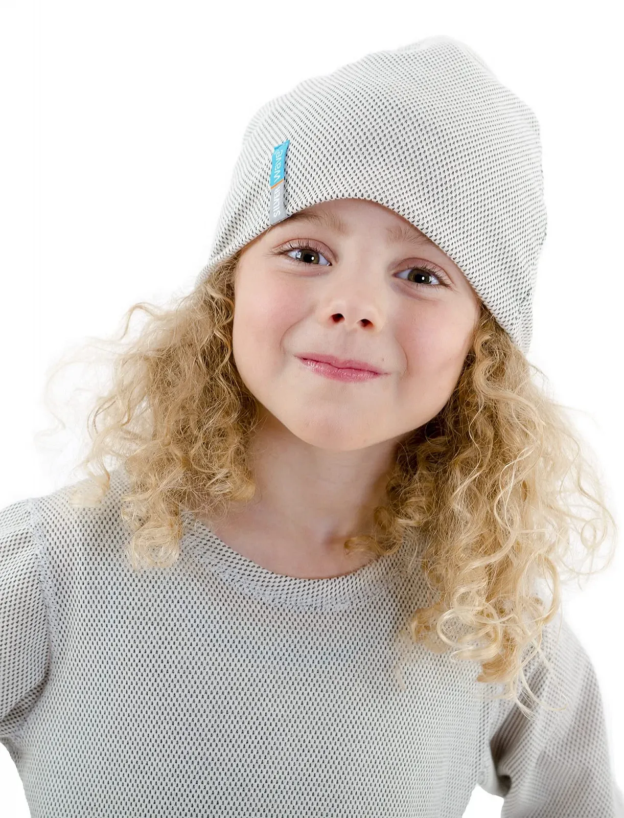 Шапка Silverwave с защитой от излучения для девочек Бежевый, фото №1 Шапка Silverwave с защитой от излучения для девочек Бежевый, фото №1