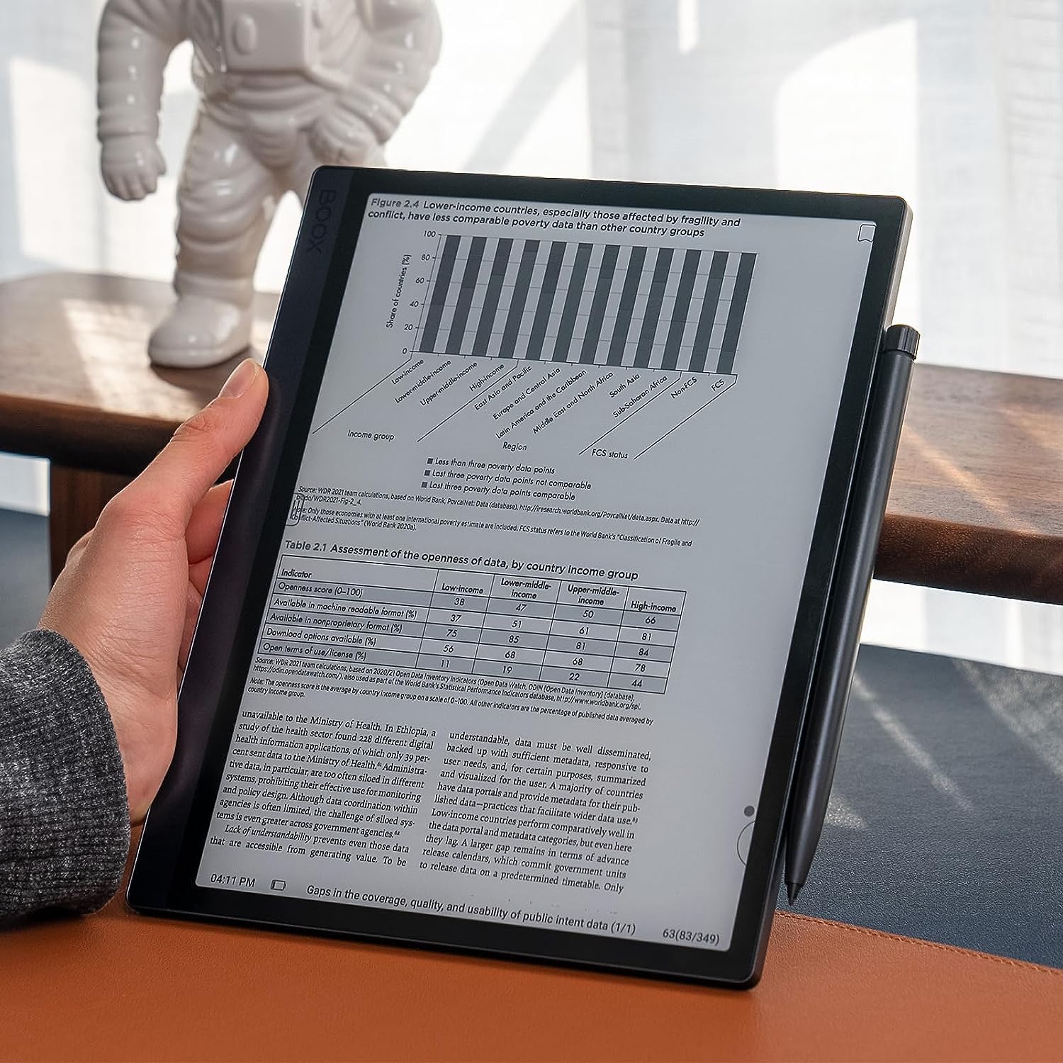 Электронная книга 10.3" Onyx Boox Tab Ultra 4/128 ГБ / Android 10 / Wi-Fi / Bluetooth / сенсорный E-Ink Carta экран (1404 × 1872) / Настраиваемая яркость / Динамики / Черный, фото №4 Электронная книга 10.3" Onyx Boox Tab Ultra 4/128 ГБ / Android 10 / Wi-Fi / Bluetooth / сенсорный E-Ink Carta экран (1404 × 1872) / Настраиваемая яркость / Динамики / Черный, фото №4