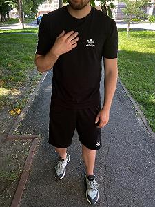 Комплект чорний лілія шорти футболка - Фото 1