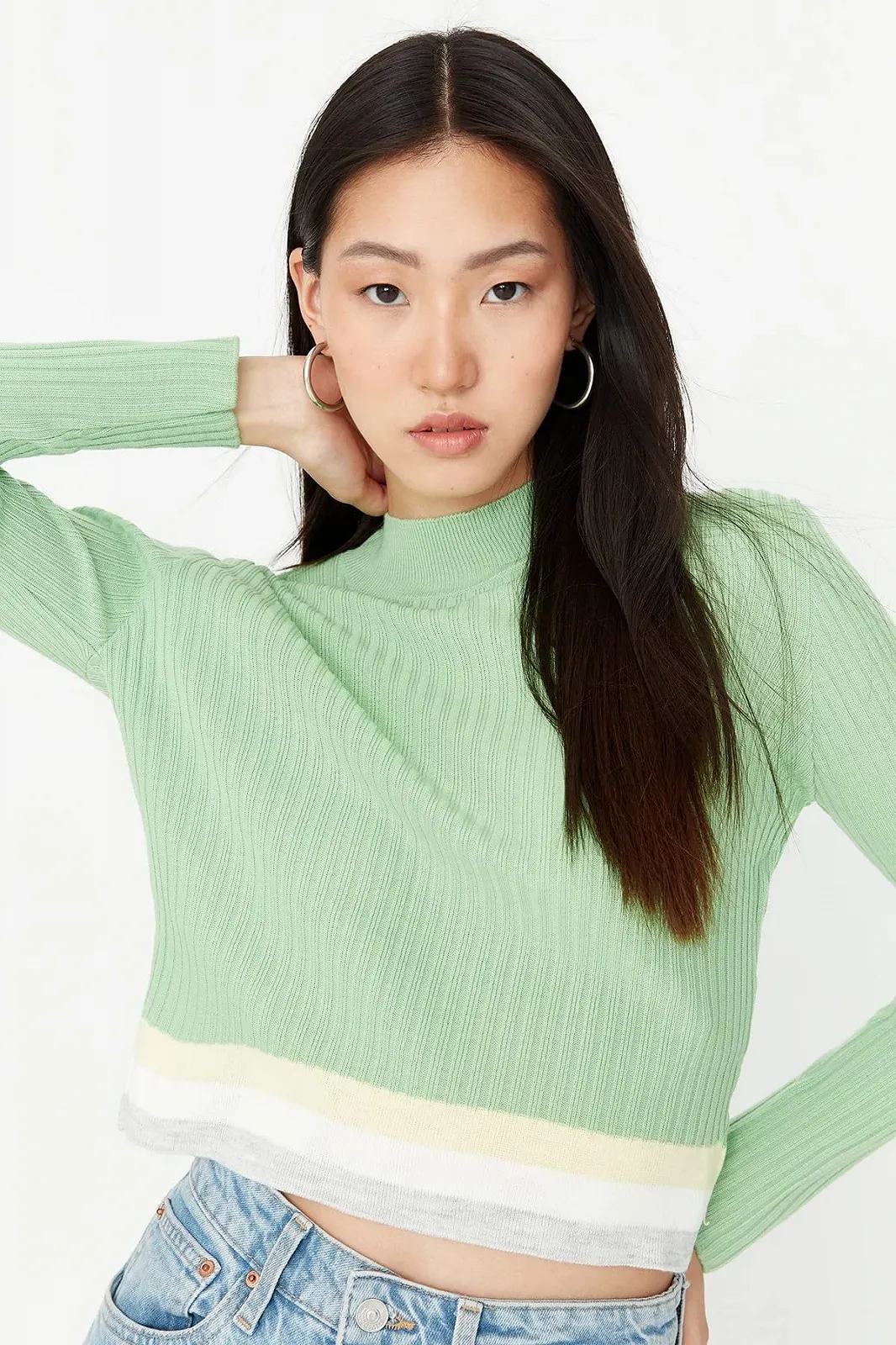 Женский пуловер TRENDYOL Colorblock, фото №2 Женский пуловер TRENDYOL Colorblock, фото №2