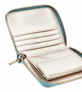 Гаманець GUESS Laurel SLG Small Zip Around Teal ціна на synthetic.ua - Фото 1 Гаманець GUESS Laurel SLG Small Zip Around Teal synthetic.ua - Фото 1