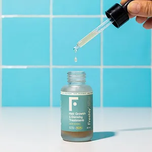 Сыворотка Freshly Cosmetics для роста и густоты волос при выпадении волос и для здорового роста 50 мл synthetic.ua - Фото 1