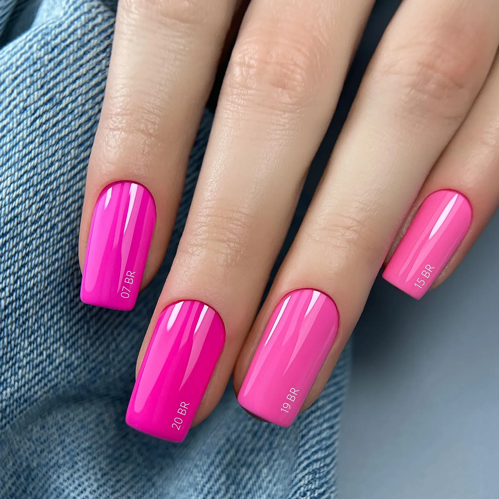 Гель-лак K Professional Bright Collection 19BR Розово-фиолетовый 7 мл, фото №5 Гель-лак K Professional Bright Collection 19BR Розово-фиолетовый 7 мл, фото №5