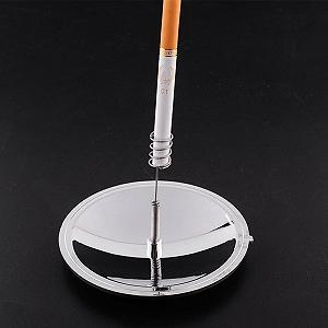 Набір для виживання Outdoor Camping Lighting Set, сонячна іскрова запальничка, компактний розмір, легкий пластик synthetic.ua - Фото 1