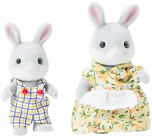 Набір ігрових фігурок Sylvanian Families French Rabbit Family L4030 для лялькового будиночка - Фото 1