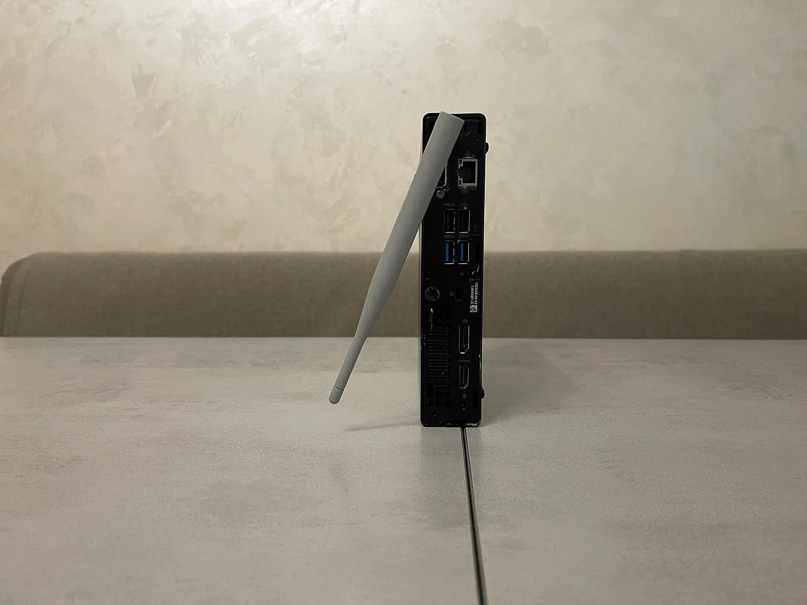 Потужний міні-ПК Dell OptiPlex 3080 Micro, i5-10600T, 16GB DDR4, 256GB SSD + 500GB HDD, Wi-Fi, фото №3