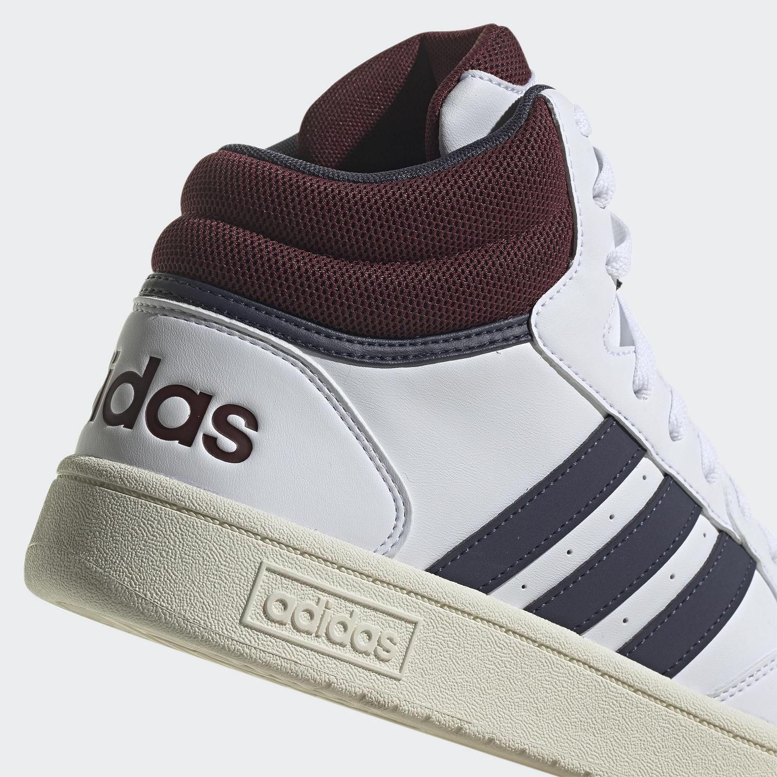 Мужские Кроссовки adidas Hoops 3.0 Mid Classic Vintage, фото №4 Мужские Кроссовки adidas Hoops 3.0 Mid Classic Vintage, фото №4