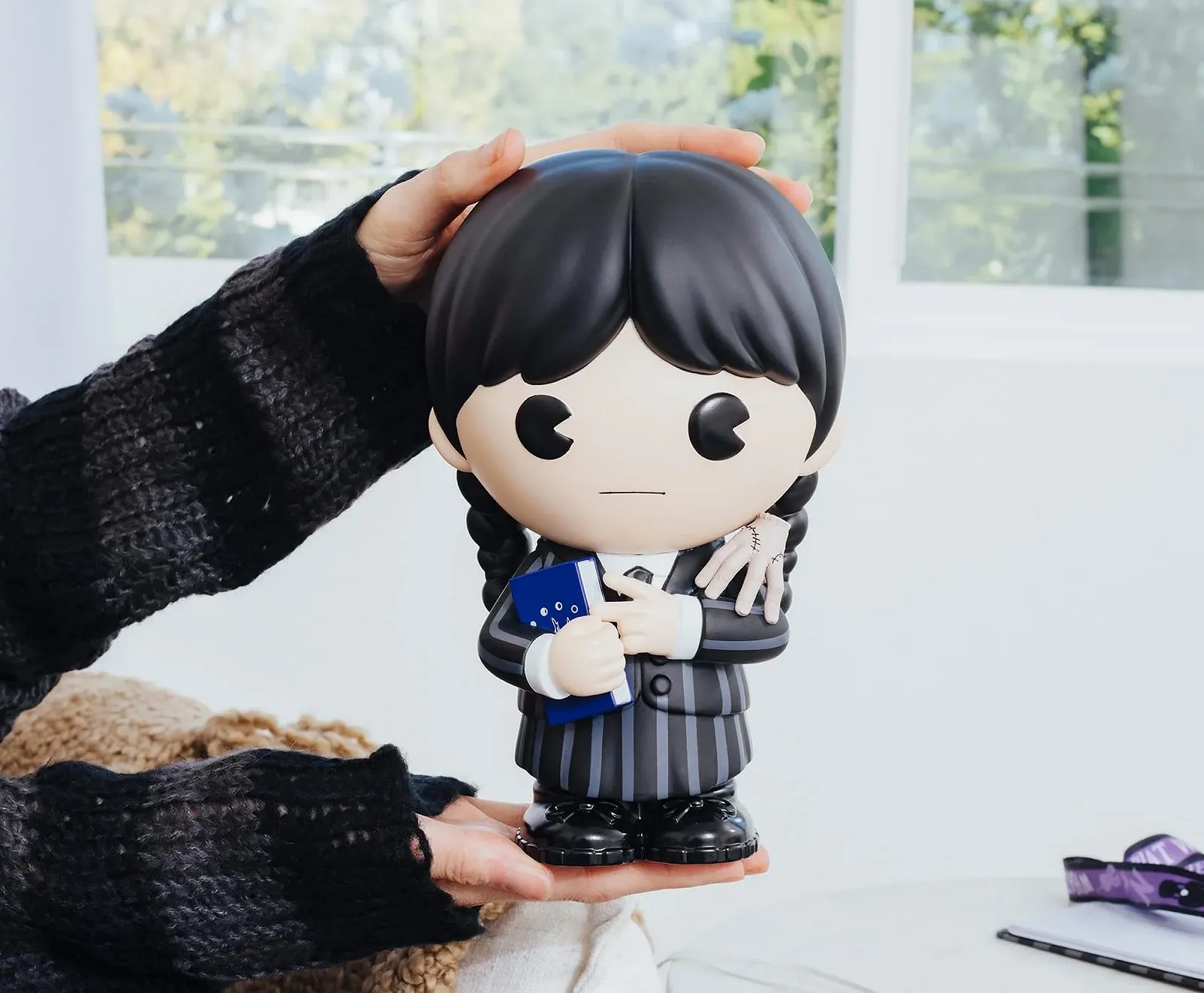 Скарбничка MONOGRAM Wednesday with Thing, фото №7