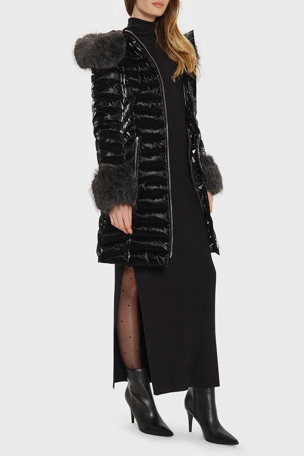 Жіноча куртка Guess by Marciano Janis Чорний - 42, фото №2 Жіноча куртка Guess by Marciano Janis Чорний - 42, фото №2