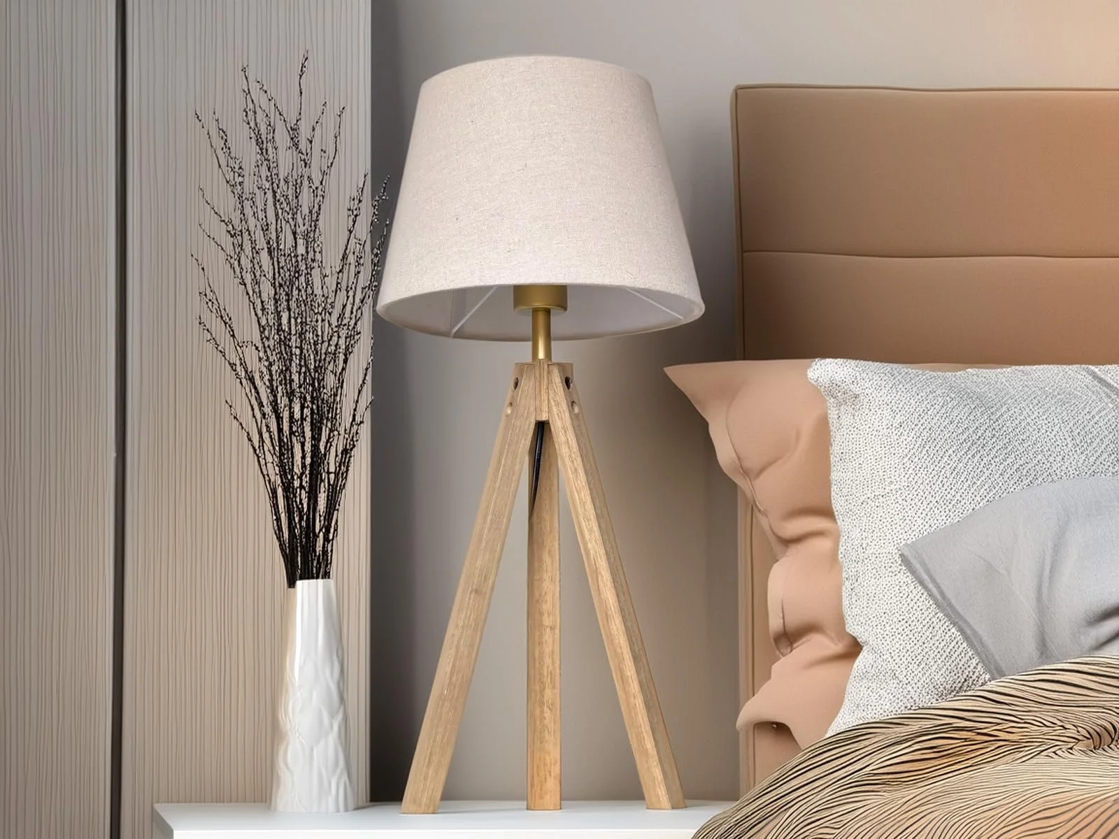 Настільна лампа meineWunschleuchte Tripod Дерев'яна Тканинний абажур Кремово-біла 55 см, фото №7