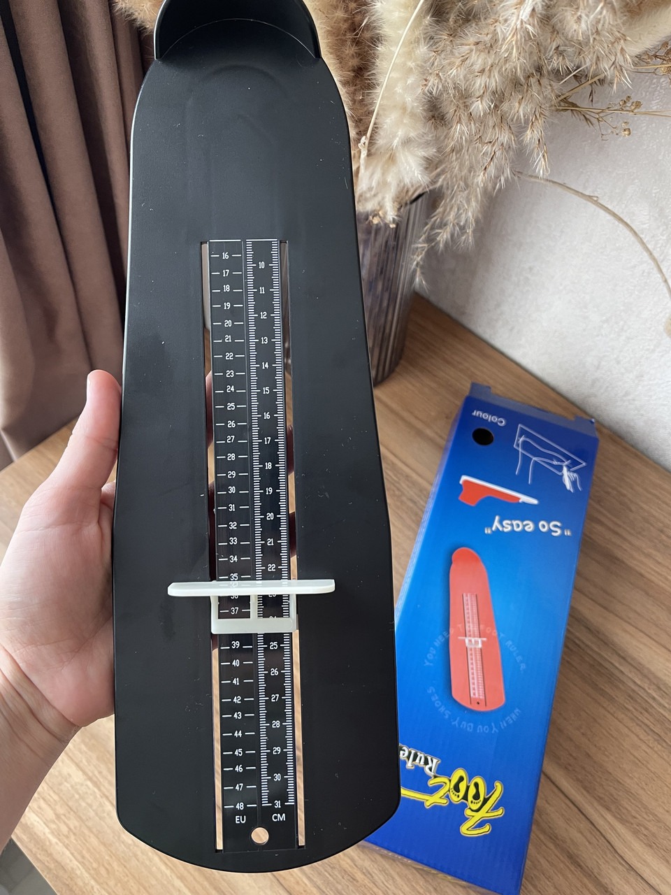 Линейка-стелька для измерения ступней Leluno Измеритель стопомер размера обуви ребенка и взрослых до 31 см Черный, фото №3