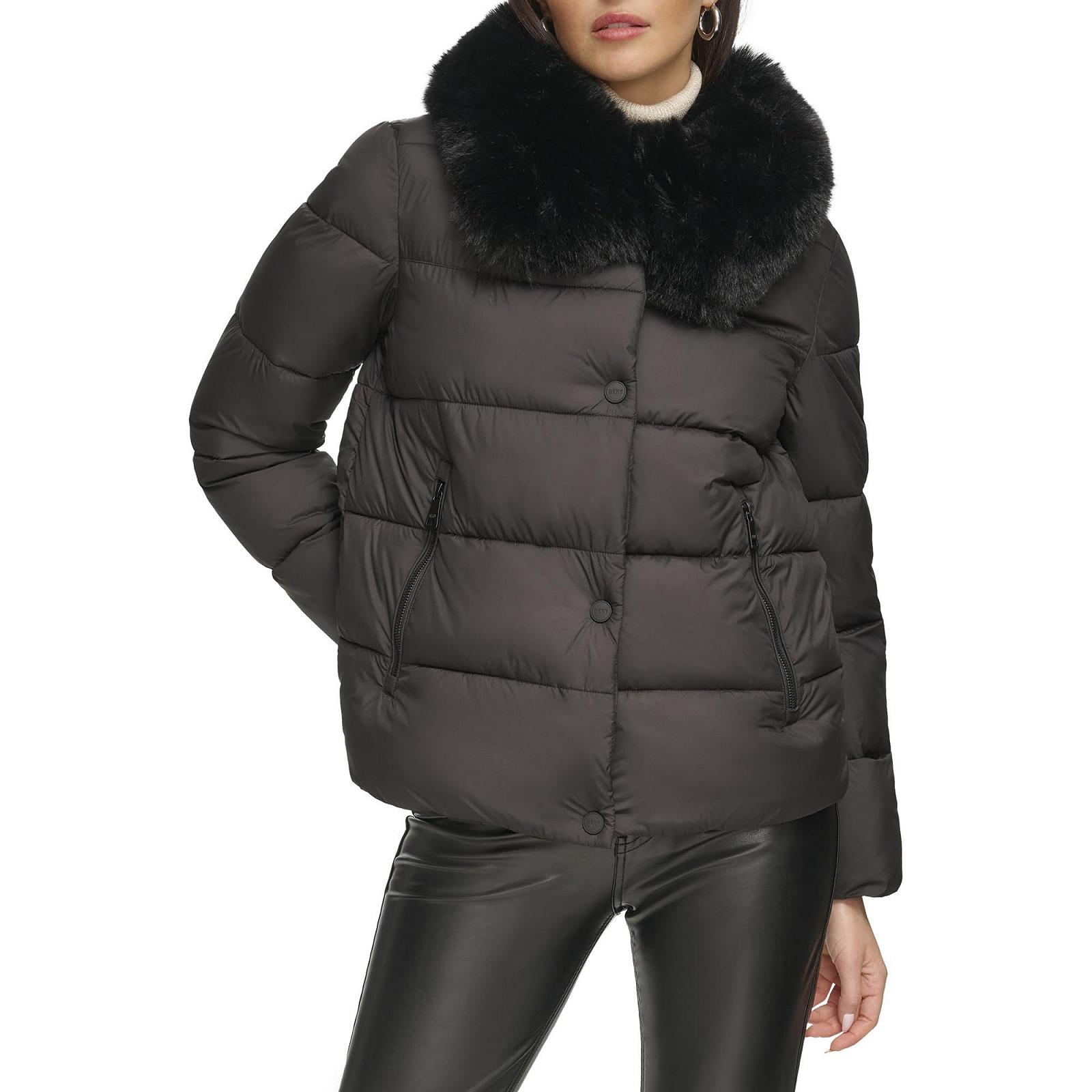 Пальто DKNY Пуховик з коміром зі штучного хутра на ґудзиках, фото №2 Пальто DKNY Пуховик з коміром зі штучного хутра на ґудзиках, фото №2