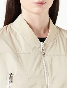 Женская куртка HUGO synthetic.ua - Фото 1