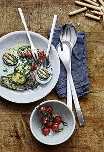 Набір Виделка для м'яса WMF New Сервірувальна ложка ціна на synthetic.ua - Фото 1 Набір Виделка для м'яса WMF New Сервірувальна ложка synthetic.ua - Фото 1