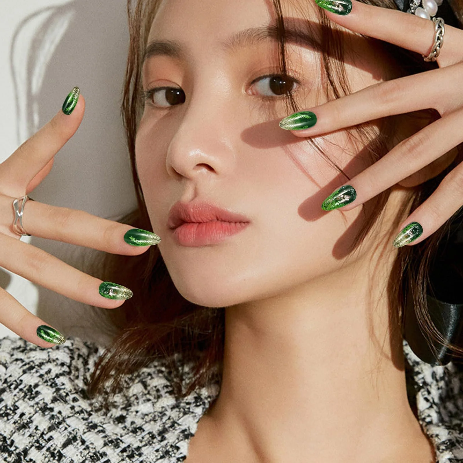 Накладные ногти FrostyFlair Press On Nails миндалевидные длинные зеленые с листьями 24 шт., фото №4 Накладные ногти FrostyFlair Press On Nails миндалевидные длинные зеленые с листьями 24 шт., фото №4