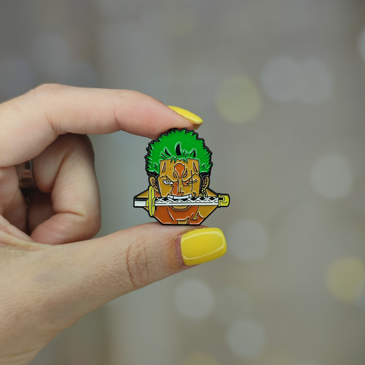 Металлический значок пин Ророноа Зоро Большой куш Ван Пис One Piece, фото №1 Металлический значок пин Ророноа Зоро Большой куш Ван Пис One Piece, фото №1