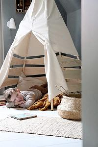 Палатка Типи small foot Outdoor из дерева и ткани, просторная игровая палатка для сада, для детей от 2 лет, 12405 synthetic.ua - Фото 1