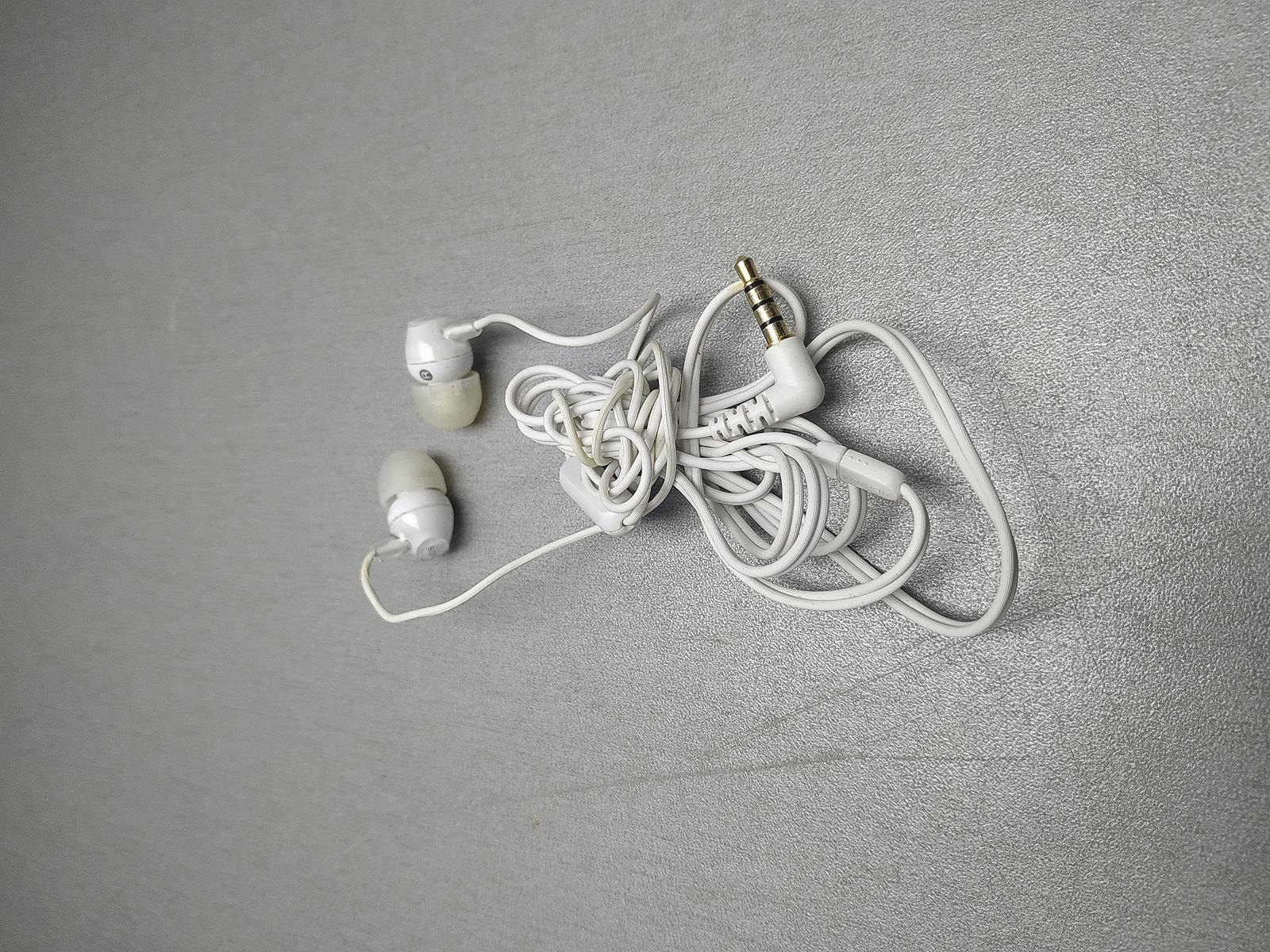 Наушники и Bluetooth-гарнитуры Sony MDR-EX15AP, фото №1