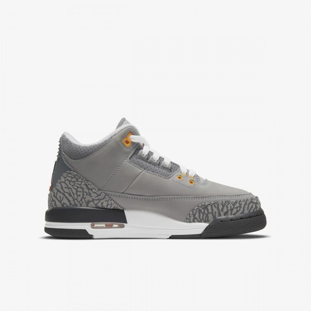 Кросівки Nike AIR JORDAN 3 RETRO (GS) 38.5, фото №2