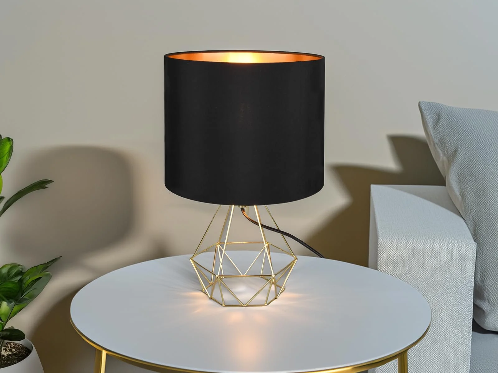 Настільна лампа LAUREA з сітчастим корпусом та тканинним абажуром Чорний Золотий, фото №2