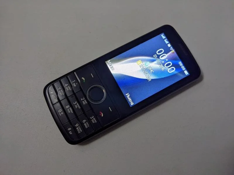 Мобільний телефон Bravis major black, фото №3 Мобільний телефон Bravis major black, фото №3