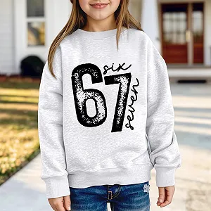 Свитшот для девочки с принтом, длинными рукавами и круглым вырезом - идеально подходит для осени и зимы. Повседневный, мягкий и теплый. Идеально подходит как свитер для детей и малышей. synthetic.ua - Фото 1