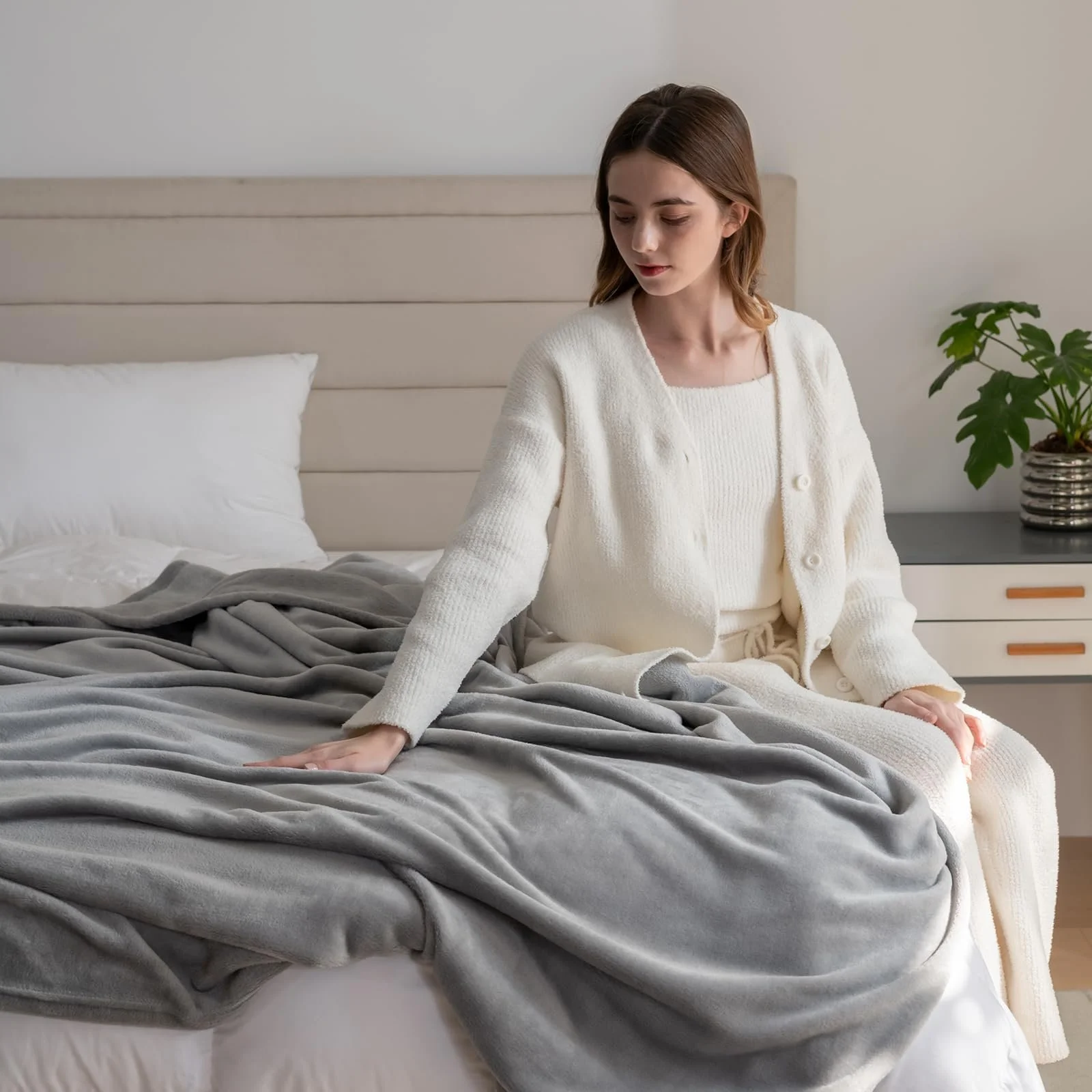 Покривало Good Nite М'яка Флісова 230 x 270 см Сіра, фото №4 Покривало Good Nite М'яка Флісова 230 x 270 см Сіра, фото №4