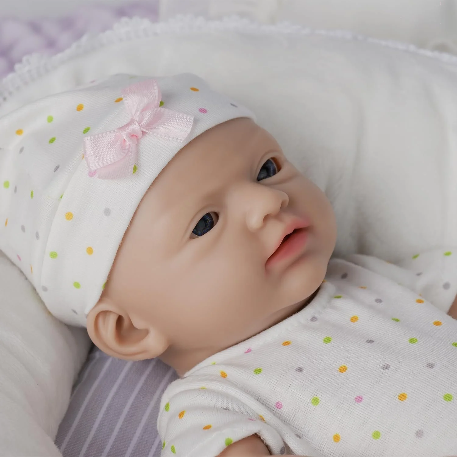 Кукла IVITA Reborn WG1587-25 см полностью силиконовая новорожденная с открытым ртом девочка, фото №3 Кукла IVITA Reborn WG1587-25 см полностью силиконовая новорожденная с открытым ртом девочка, фото №3