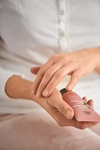 Крем для рук Urtekram Увлажняющий Дикая Роза 75 мл Веганский, Органический, Натуральный synthetic.ua - Фото 1