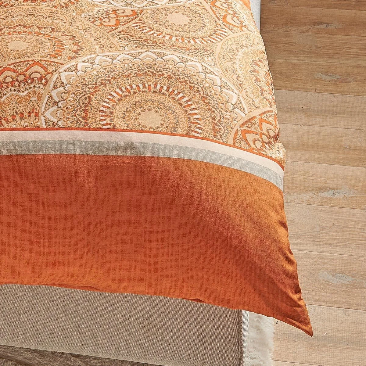 Постільна білизна Traumschlaf Soft Touch Karlsruhe Мікрофібра Помаранчева 135 x 200 см + 80 x 80 см, фото №4