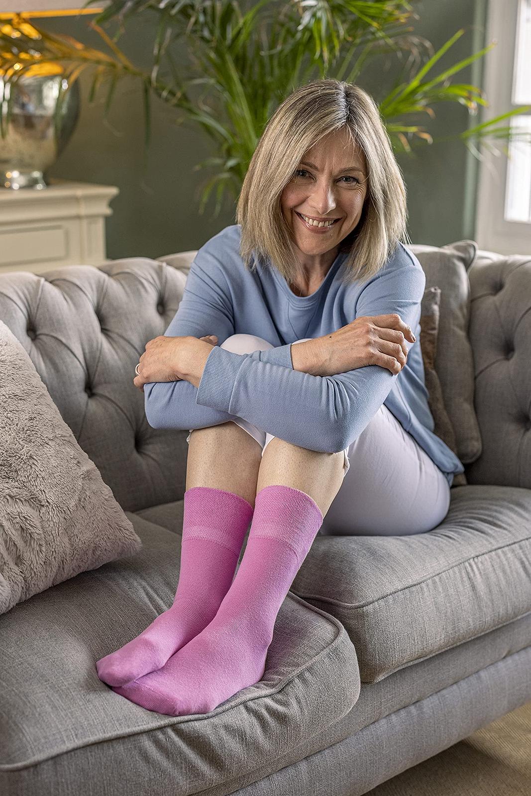 Носки IOMI Footnurse женские для диабетиков свободного кроя с ручным соединением швов на пальцах, 6 пар, размер 4-8, фото №2