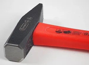 Слюсарний молоток Connex COX603300 з фібергласовою рукояткою 300 г Чорний/Червоний synthetic.ua - Фото 1