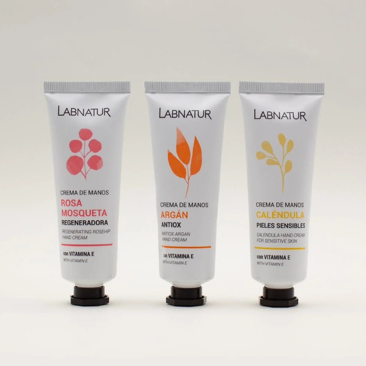 Крем для рук Rosehip 50 мл Обогащен витамином Е Регенерирует, восстанавливает и питает сухую и потрескавшуюся кожу Веганский, фото №3 Крем для рук Rosehip 50 мл Обогащен витамином Е Регенерирует, восстанавливает и питает сухую и потрескавшуюся кожу Веганский, фото №3