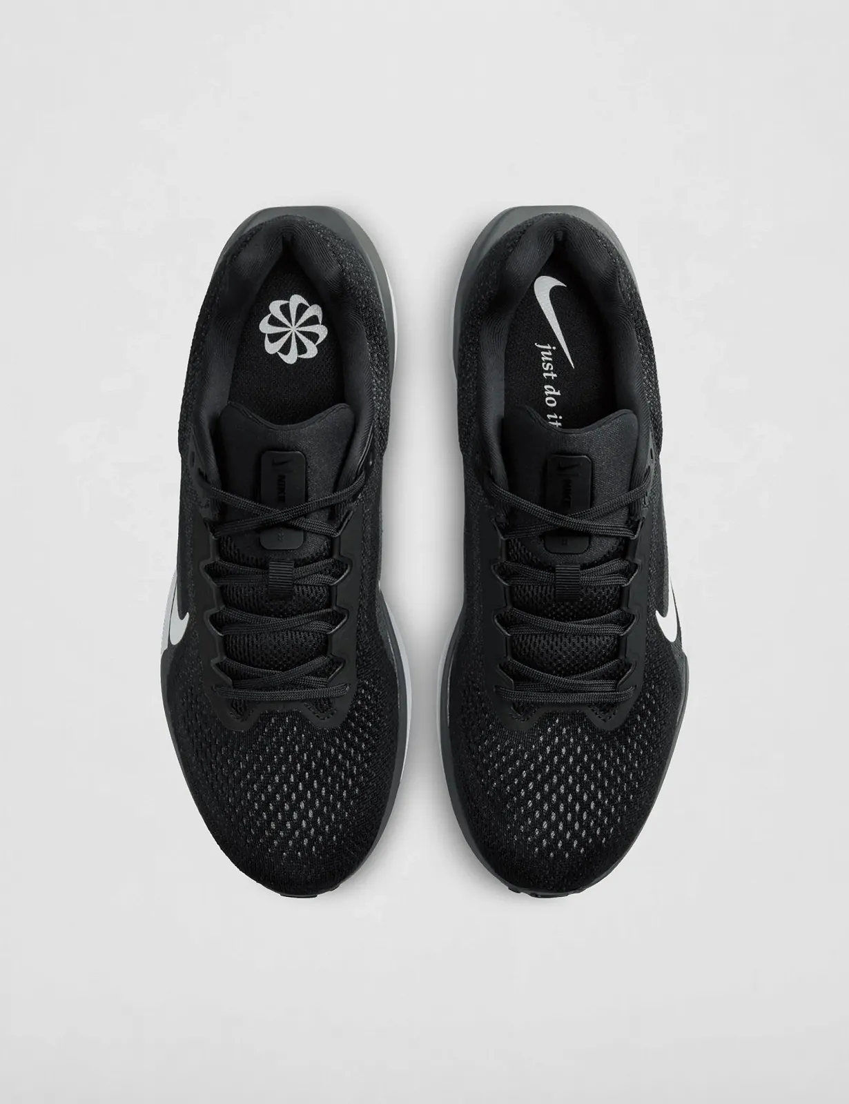 Чоловічі Кросівки для бігу по дорозі Nike Winflo 11, фото №4 Чоловічі Кросівки для бігу по дорозі Nike Winflo 11, фото №4