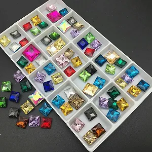 Квадратні кристали Flatback Crystal Rhinestones Crystal Clear, 12 мм, паковання 20 штук synthetic.ua - Фото 1