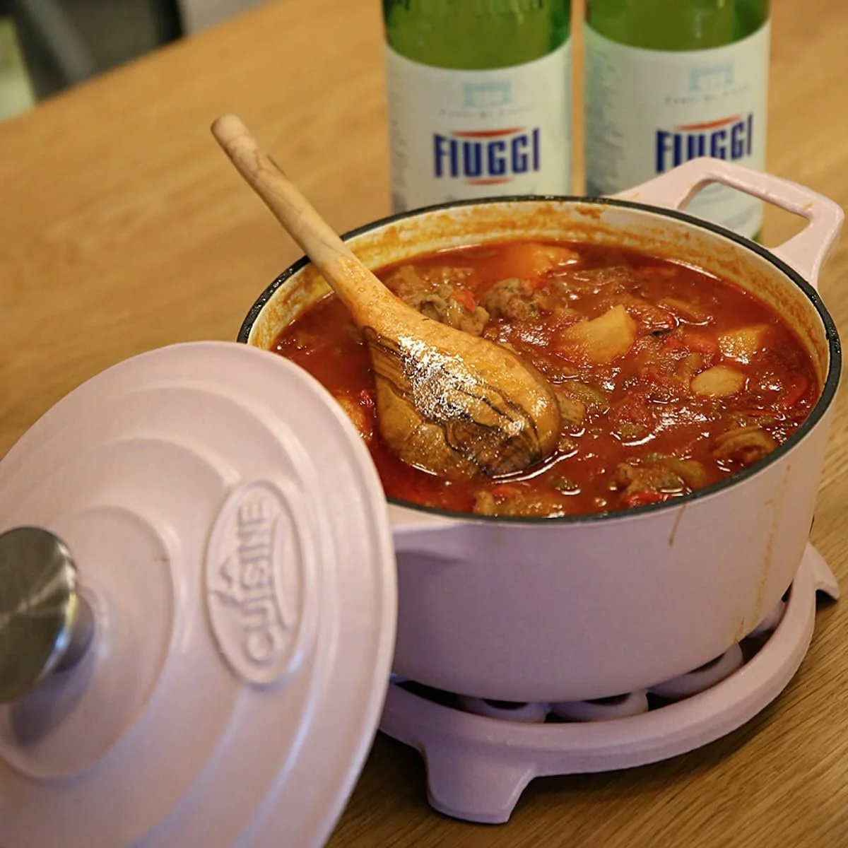 Каструля-сотейник La Cuisine Чавунна емальована 24 см 3.5 л Рожева, фото №4