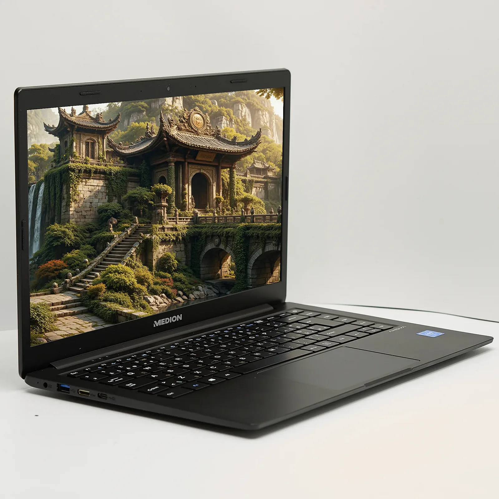 Ноутбук 14" Medion (Lenovo Group) Akoya E4251 | Чотириядерний Intel | RAM DDR4 4 ГБ | SSD 128 ГБ + eMMC 64 ГБ | Intel Graphics | Металевий корпус | Ультрабук | AKБ до 8 годин | Win10 б/в (5110), фото №3