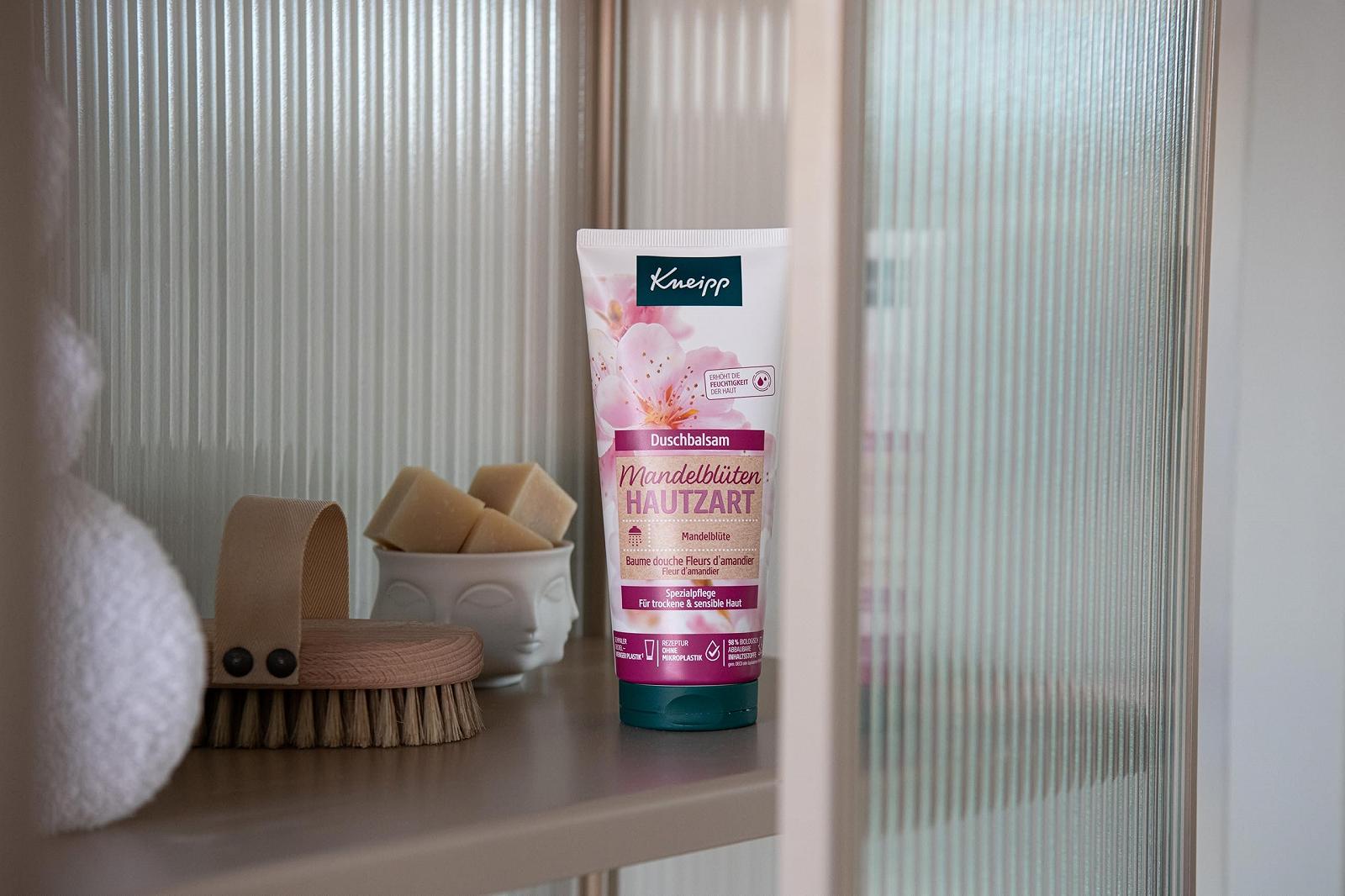 Крем-гель для душу Kneipp Almond Blossom Skin Soft 200 мл, фото №5