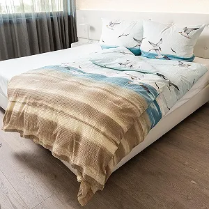 Комплект постільної білизни Traumschlaf Seersucker 135 x 200 см бавовна морський стиль з блискавкою Чайки synthetic.ua - Фото 1