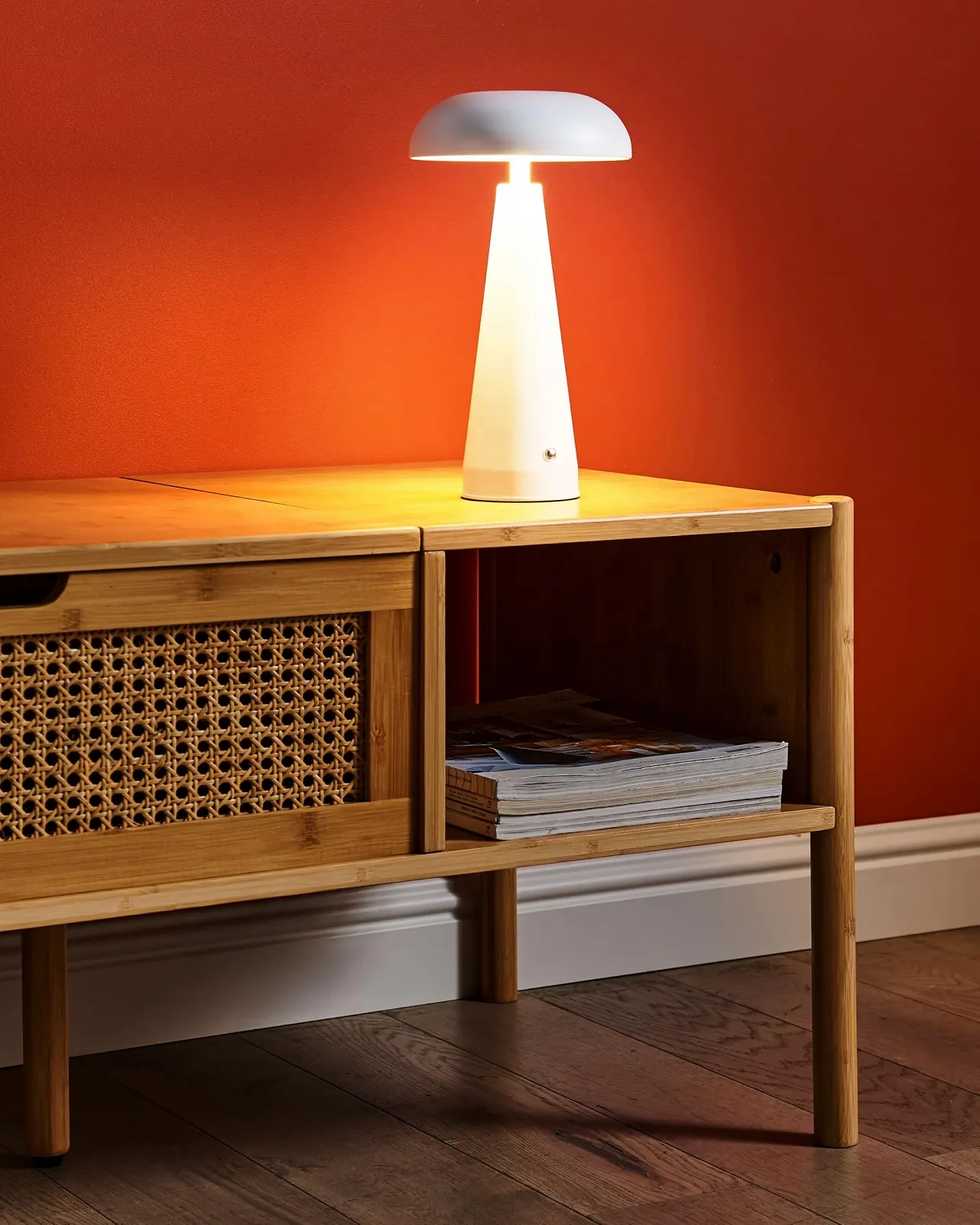 Настільна лампа Bocono LED Металева Біла з функцією димування Акумуляторна Бездротова, фото №2