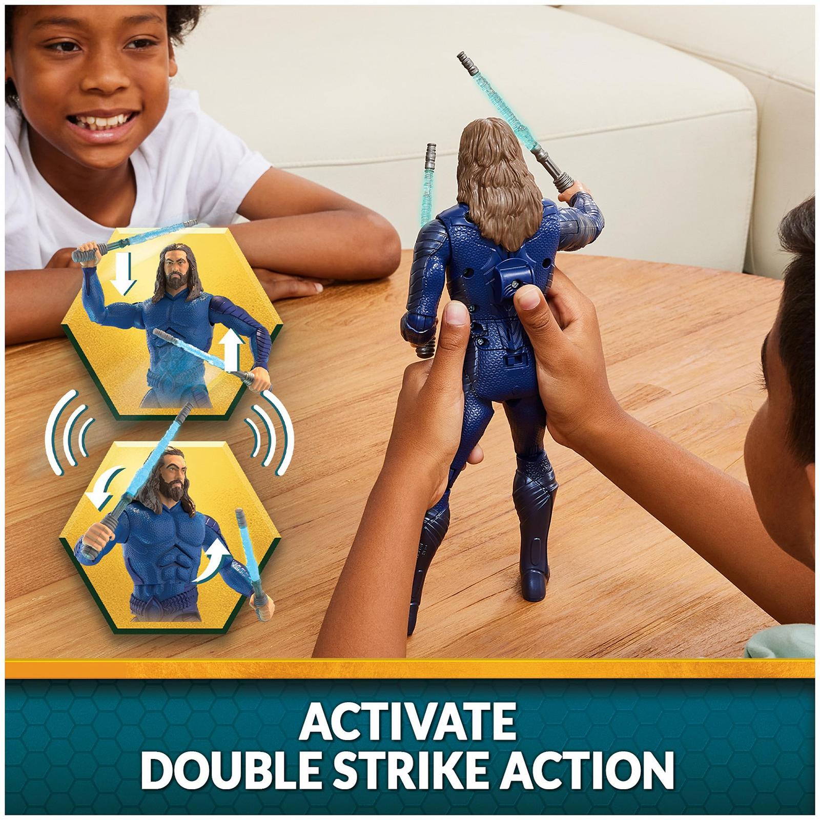 Фігурка DC Comics Аквамен Double Strike, 30 см, Камуфляжний костюм, Зі світлом та звуком, 11 точок артикуляції, фото №5